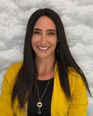 Photo of Hannah Livianu, Marriage & Family Therapist Associate, AMFT, APCC, MS