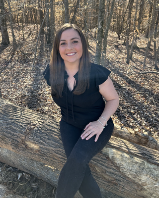 Photo of Lyndsay Mercer, Clinical Social Work/Therapist, LMSW