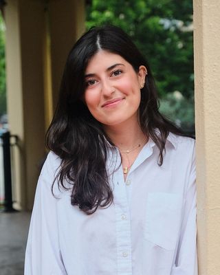 Photo of Juliette Lackow, Clinical Social Work/Therapist, LMSW, LSW