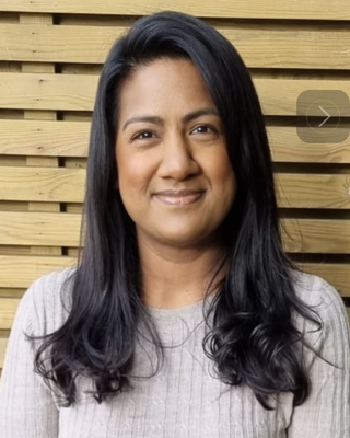 Photo of Davina Naik, Counsellor in Herne Hill, London, England