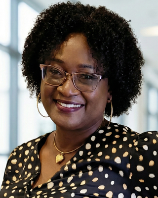 Photo of Tolulope Rowland, Psychiatric Nurse Practitioner, MSN, PMHNP