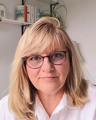 Photo of Anna Barth - Anna Barth - Calm Again Psychotherapy, Registered Psychotherapist, MA, RP