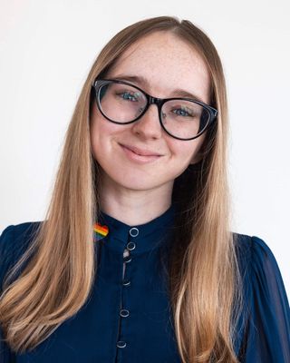 Photo of Liz O'Neill, Counsellor, MC, ACA-L2