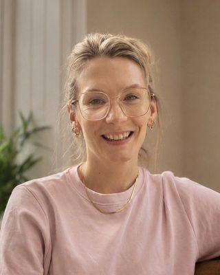 Photo of Kate Pearson, Psychotherapist, MSc, MBACP