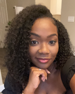 Photo of Sharana Sloss, Clinical Social Work/Therapist, LISW-CP