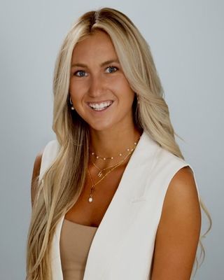 Photo of Hope Rueter, Registered Mental Health Counselor Intern, MS, RMHCI