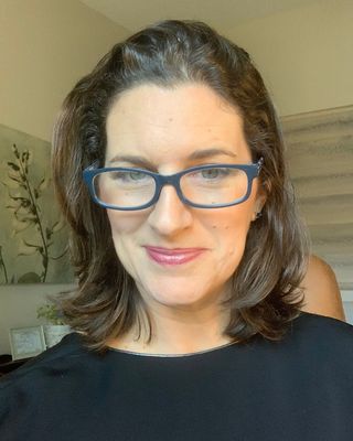 Photo of Jessica Gaffney - Relationship Trauma, Narc Abuse & PTSD Expert, Clinical Social Work/Therapist, LCSW , Author, DRS