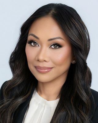 Photo of Dr. Grace Tomas-Tolentino, Clinical Social Work/Therapist, PhD