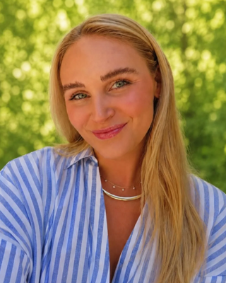 Photo of Dr. Annalise Floody, Pre-Licensed Professional, PsyD