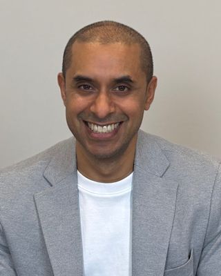 Photo of Sumeer Taneja, Registered Psychotherapist (Qualifying)