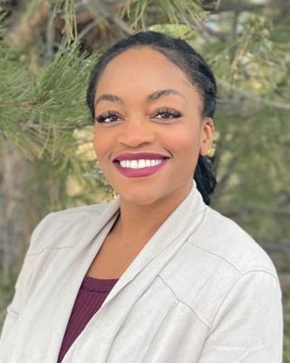 Photo of Dr. Ayana Thaanum, Clinical Social Work/Therapist, LCSW