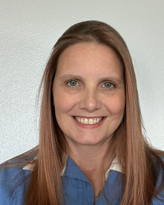 Photo of Leigh Sexton, Counselor, LMFT