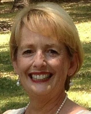 Photo of Karen May Morris, Counsellor in Newcastle, NSW