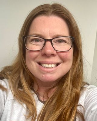 Photo of Helen Allen, Counsellor, DCounsPsych, MNCPS Acc.