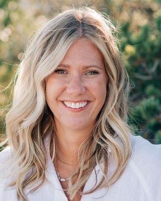 Photo of Amanda Buswell, MFT, Marriage & Family Therapist