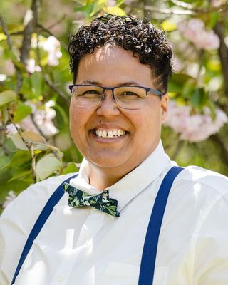 Photo of Dr. Tyra Williams, Marriage & Family Therapist, PhD, QS, LMFT, LCMHC