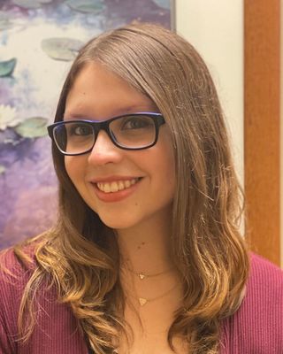 Photo of Alex Valdes, Licensed Mental Health Associate, LMHCA