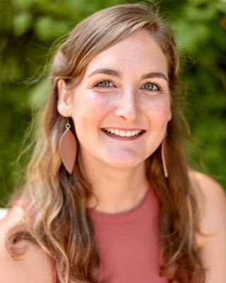 Photo of Ellen Hokit, Pre-Licensed Professional, MA