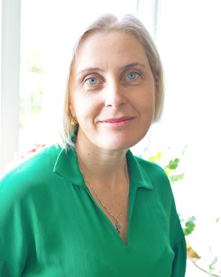 Photo of Arina Polyakova, Registered Psychotherapist (Qualifying), MA