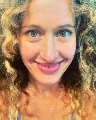 Photo of Julia Jaskwhich Rodriguez, APRN, PMHNP