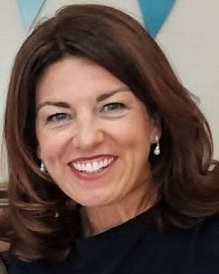 Photo of Kim Thompson, Psychotherapist, DCounsPsych, MIACP
