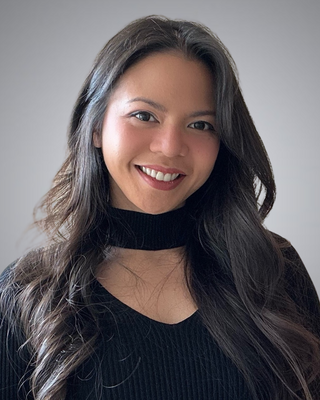 Photo of Henry Anne Velysia, Clinical Social Work/Therapist, LICSW