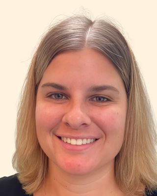 Photo of Kari Olsen, Clinical Social Work/Therapist, MSW, LISW-CP