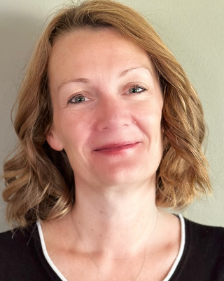 Photo of Deanna Hart, Registered Social Worker, MSW, RSW