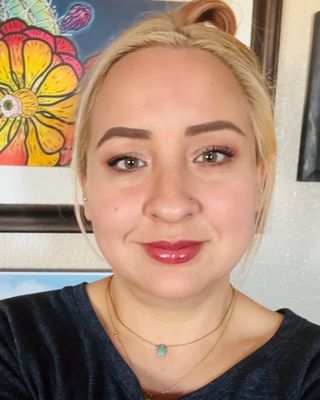 Photo of Lizzy Amparan, Clinical Social Work/Therapist, LCSW