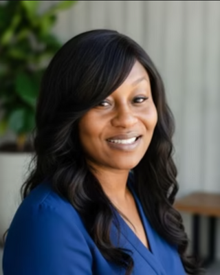 Photo of Latoya Davis, Licensed Mental Health Counselor, LMHC