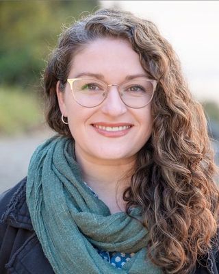 Photo of Nicolette Stenger, Marriage & Family Therapist, MA, LMFT