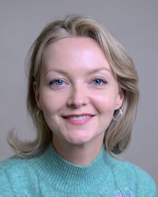 Photo of Lisa Murray, Counsellor, MBACP