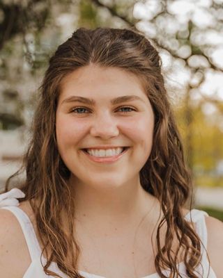 Photo of Kate Adkins, Clinical Social Work/Therapist, LLMSW