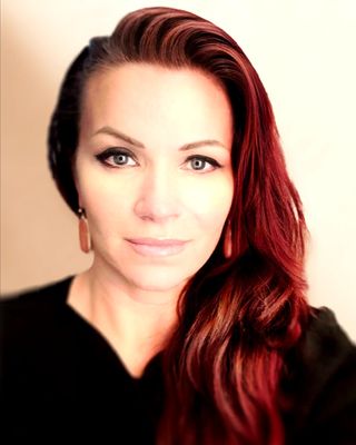 Photo of Rebecca J Hanson, Pre-Licensed Professional, LPC, Intern