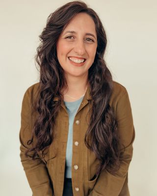Photo of Christin Babikian Johnson, Marriage & Family Therapist, MA, LMFT