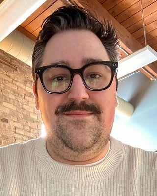 Photo of Eric Aprill, Pre-Licensed Professional, PsyD, MA
