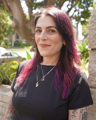 Photo of Zoë Ogulnick, Marriage & Family Therapist, PhD, LMFT