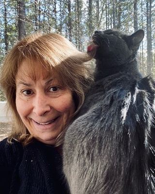 Photo of Robin Shelton, Clinical Social Work/Therapist, MSW, LCSW