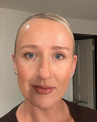Photo of Nicola O’Connor, Psychotherapist, Pre-Accredited Member IACP