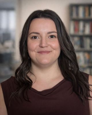 Photo of Taylor Sul, Registered Psychotherapist