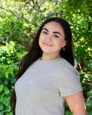 Photo of Alyssa Bondi, Marriage & Family Therapist, LMFT, ATR