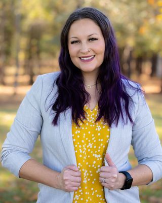 Photo of Kayla Cox, Clinical Social Work/Therapist, MSW, LCSW