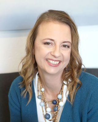 Photo of Mimi Hewett, Registered Counsellor, HPCSA - Counsellor