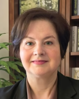 Photo of Carrie Helle, Psychiatric Nurse Practitioner, PMHNP