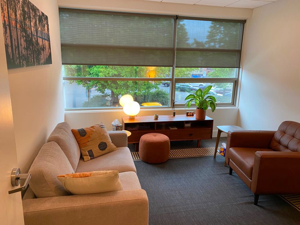 A calm and welcoming room beside the Alaska Junction in West Seattle.