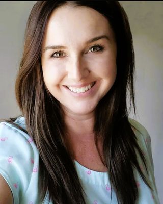 Photo of Kelli Crane, Associate Professional Clinical Counselor in Irvine, CA