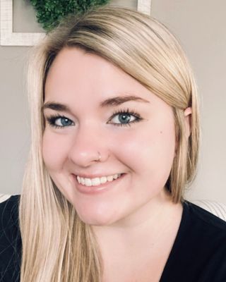 Photo of Emma Conway, Clinical Social Work/Therapist, MSW, LICSW