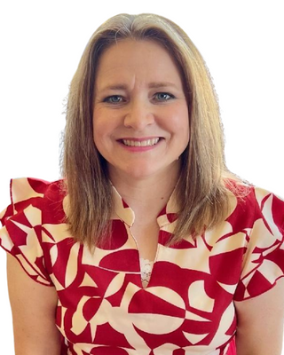 Photo of Julie Phillips, Clinical Social Work/Therapist, LCSW