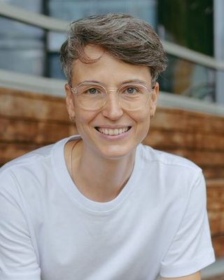 Photo of Franziska Boehm, Psychotherapist, MSc, MBACP