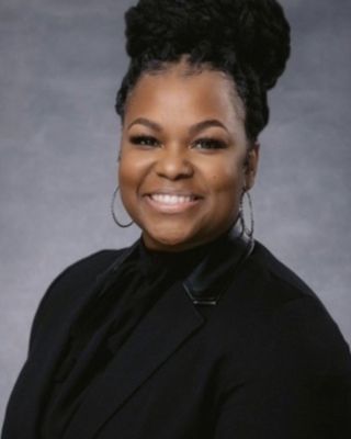 Photo of Vee E. Monie, Clinical Social Work/Therapist, MSW, LISW-S